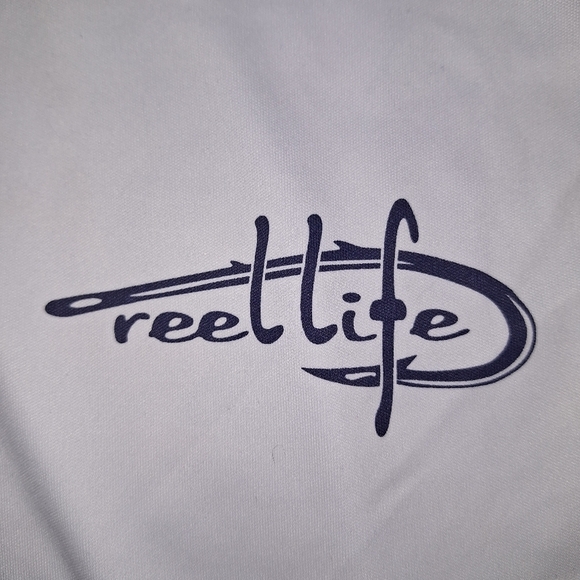A Reel Life long sleeve t-shirt in a Men's medium.  EUC. Fishing gear. - Picture 2 of 5